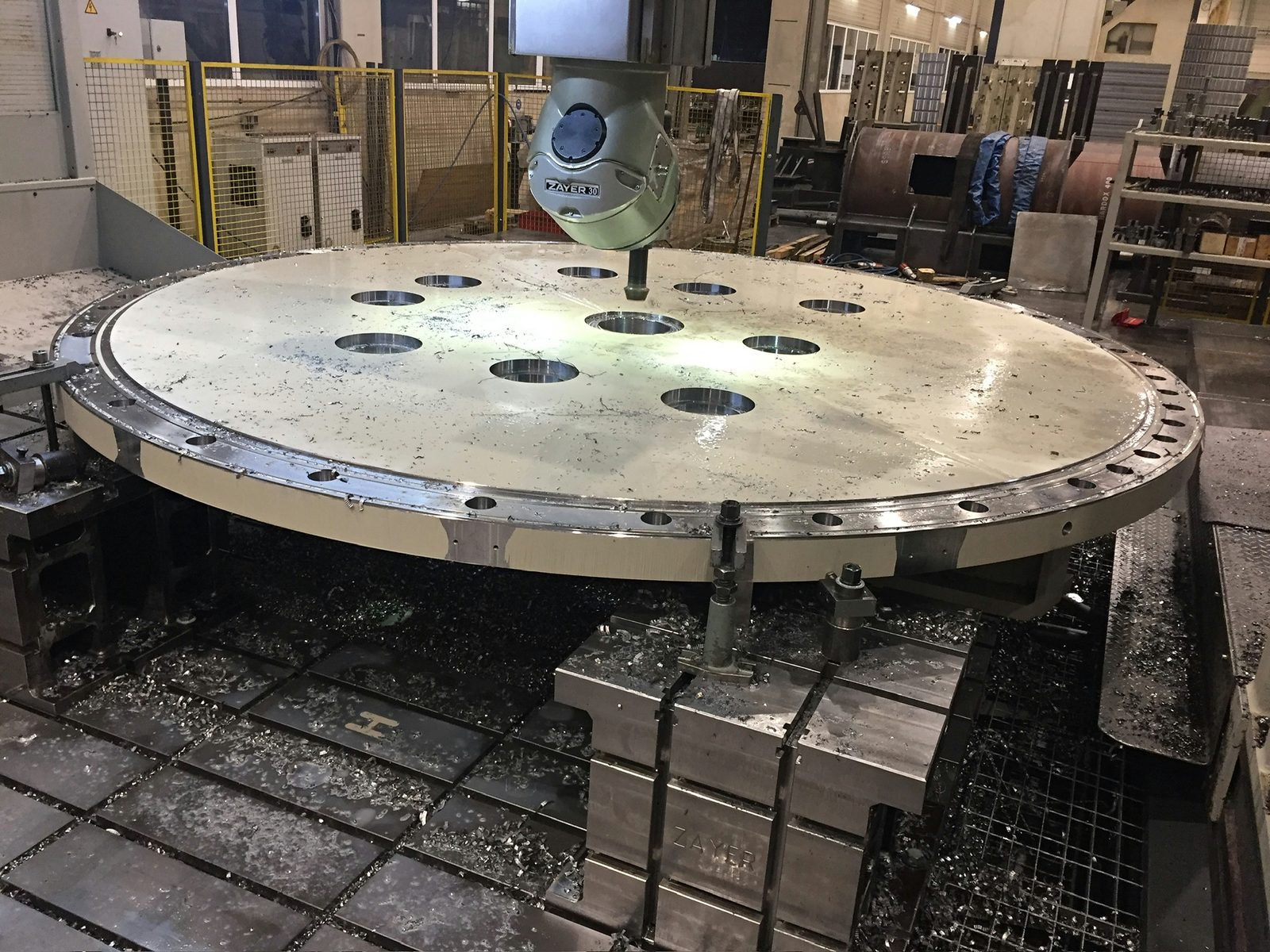 CNC large-part machining of a steel adapter plate – Bock Maschinenbau, Lorch