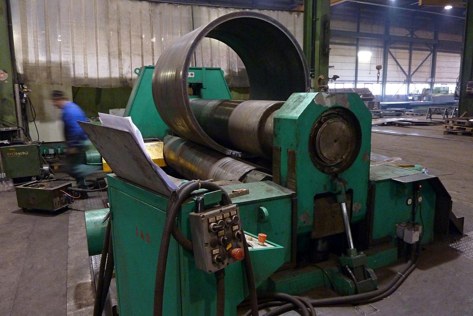 Roll bending and plate rolling in contract manufacturing – for sheet metal and flat products