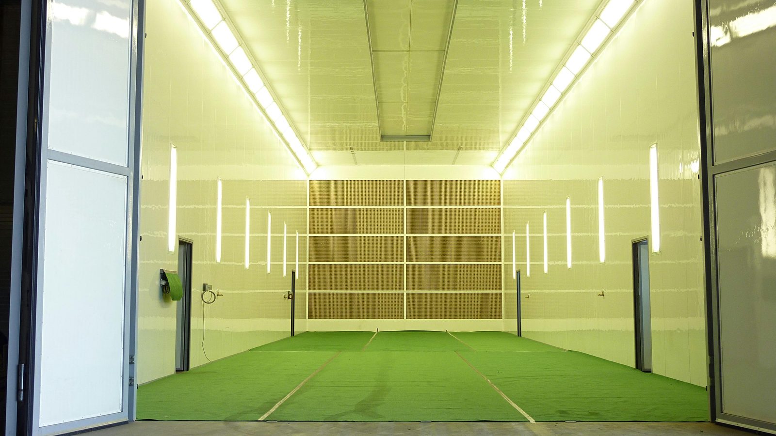 Cabina de pintura XXL 25.000 × 6.000 × 7.000 mm – pintura industrial EN ISO 12944 por encargo Bock Lorch