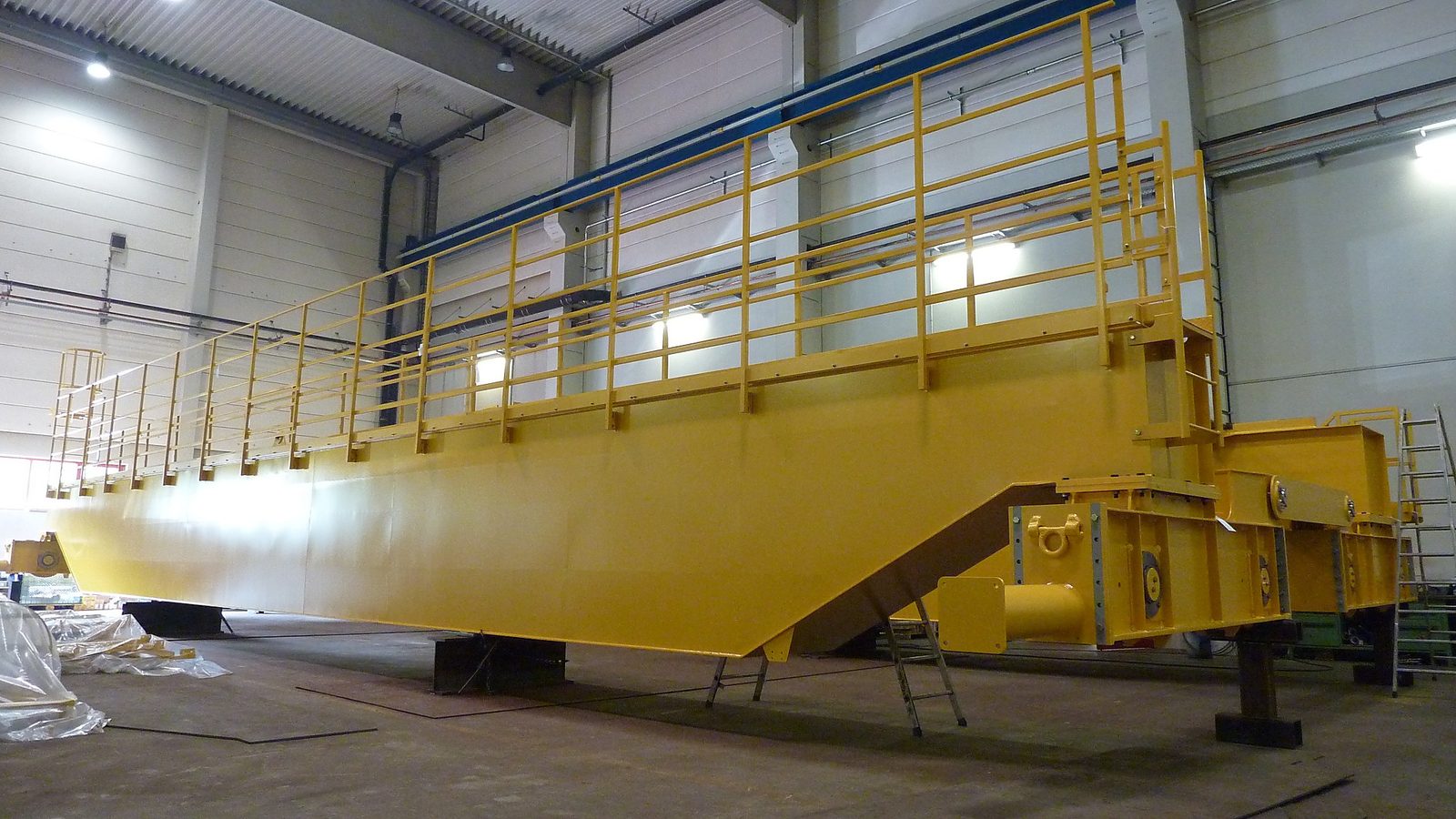 Construcción de grúas de carga pesada industrial de construcción metálica como fabricante por encargo