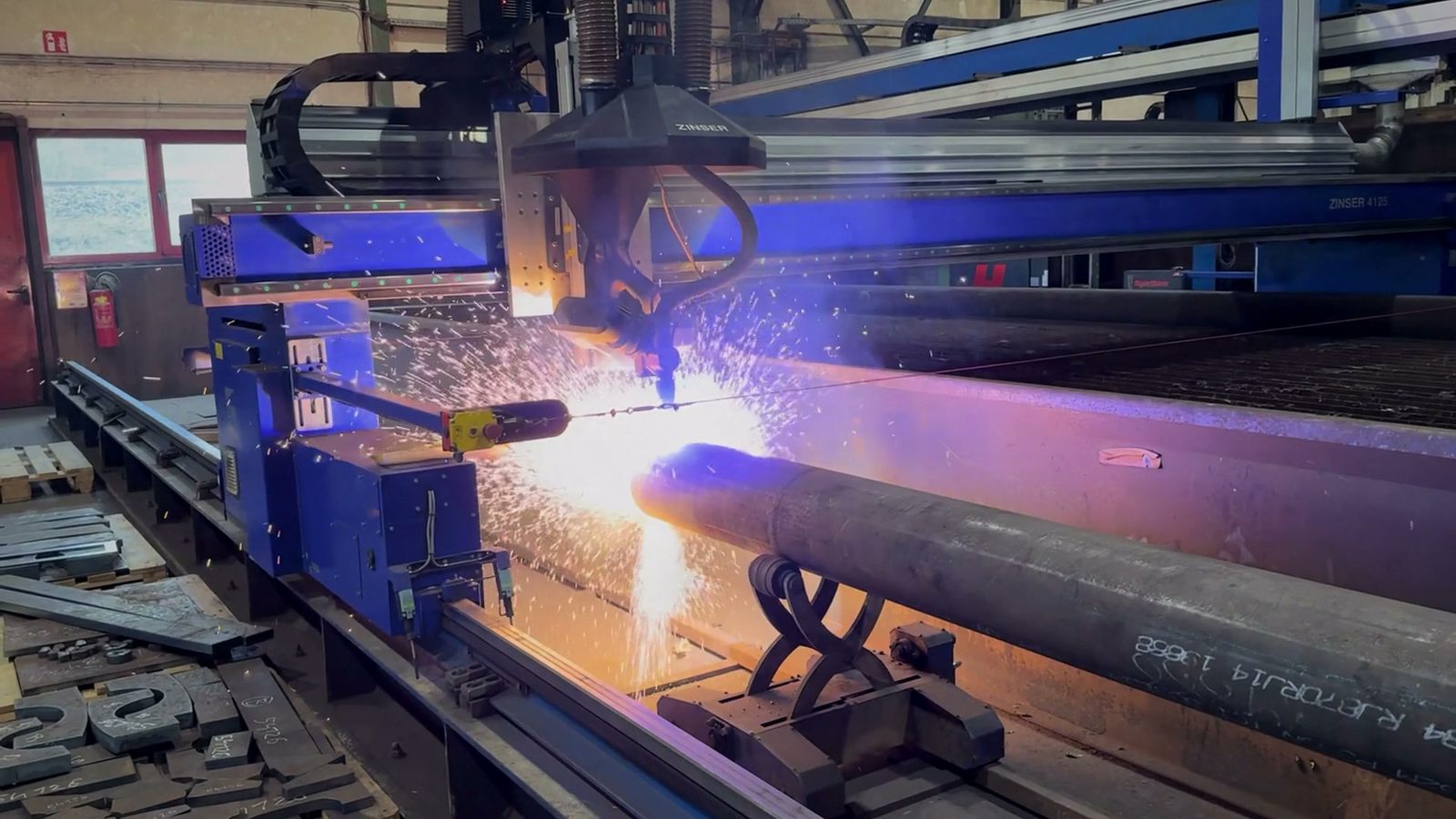 Putkien CNC-3D-plasmaleikkaus käynnissä – Bock Maschinenbau Lorch