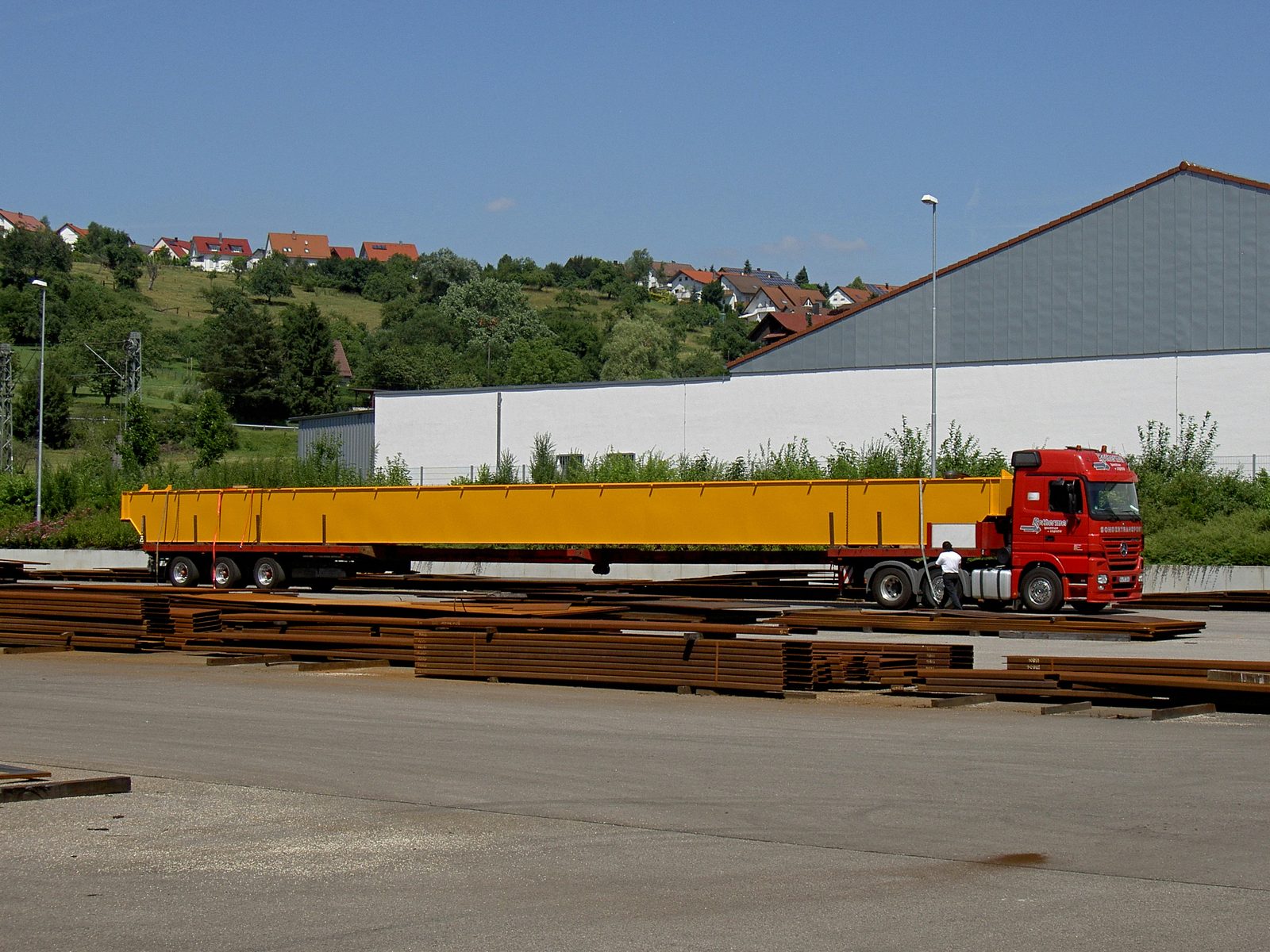 Trasporto di carichi pesanti di piattaforma industriale e supporto macchina